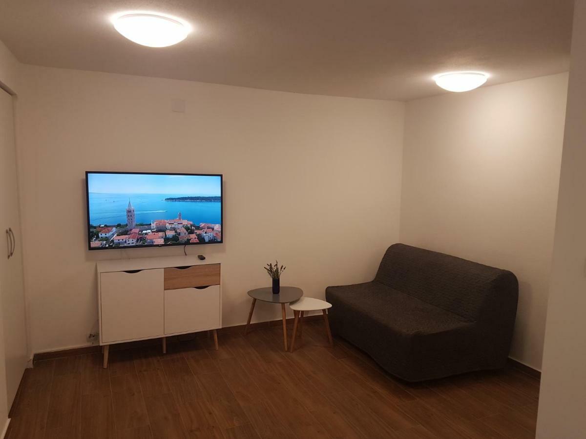Banjol Apartments Jungic, Rab מראה חיצוני תמונה