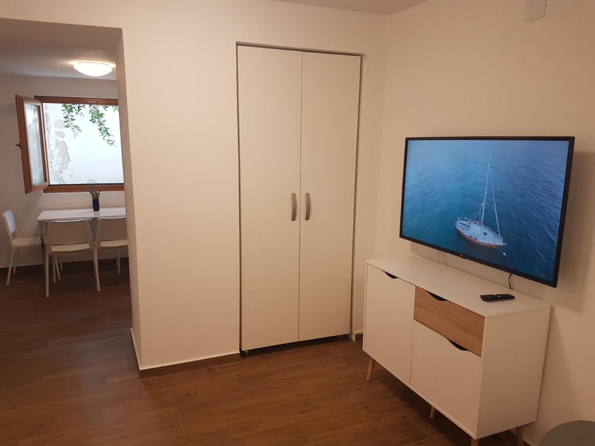 Banjol Apartments Jungic, Rab מראה חיצוני תמונה